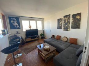 Appartement Paris La Défense Metro L1/RER A